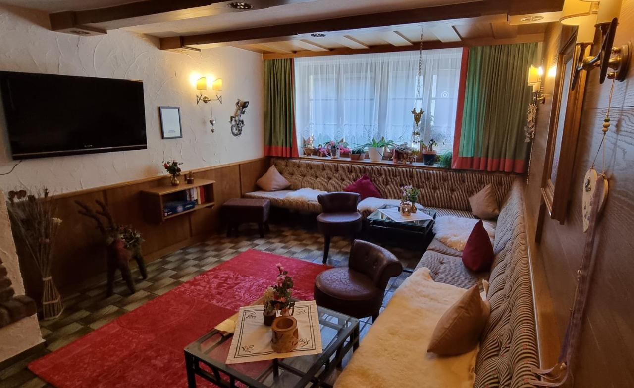 Hotel Garni Friedheim Sankt Anton am Arlberg Esterno foto